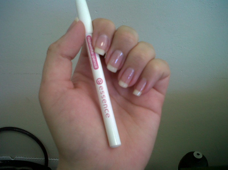 Buy Nail Whitening Pencil - Instant French Manicure by Paul Murray Online  at desertcartEGYPT