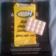 Lush Hottie Massage Bar