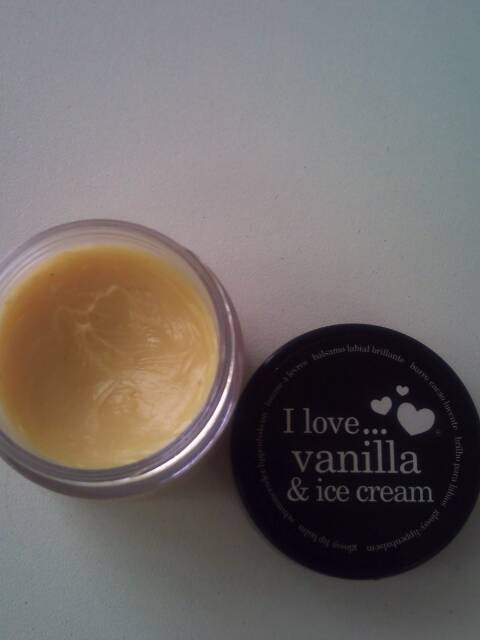 I love.. vanilla &amp; ice cream glossy lip balm