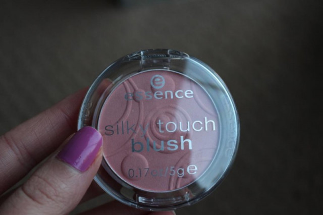 Essence Silky Touch Blush in Adorable