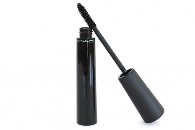 MAC Mineralize Multi-Effect Lash