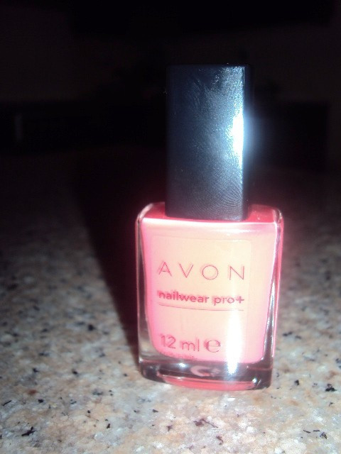 AVON Nailwear PRO+ in Coral Reef