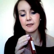 BeautyBulletin.Com - Revlon Lipstick Review - Hanmarie.wmv