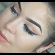 Winged Liner and Nude Lips | Makeup Tutorial