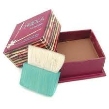 Read more about the article HOOLA by Benefit
